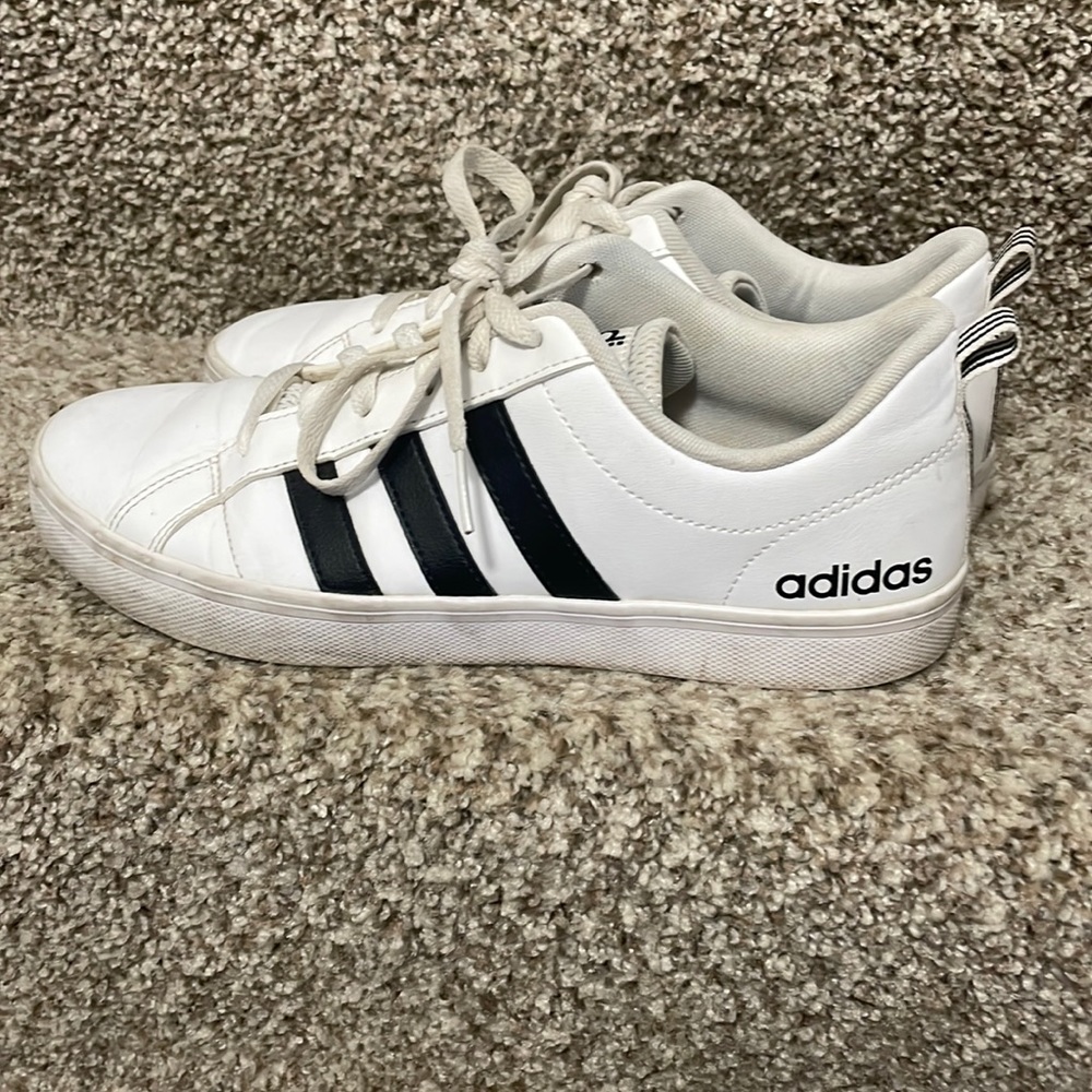 Women’s Adidas Grand Court Shoes